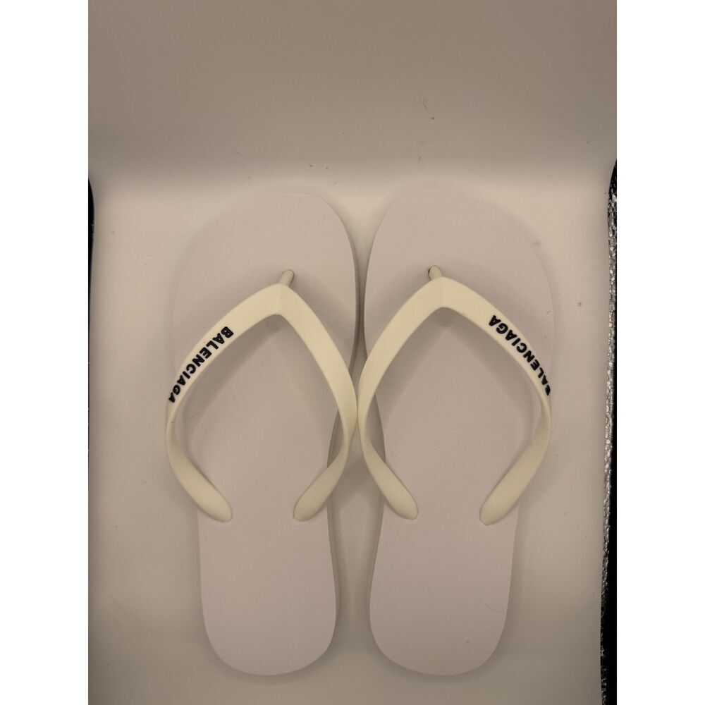 Balenciaga Rubber Logo Flip Flops White - Picture 2 of 3